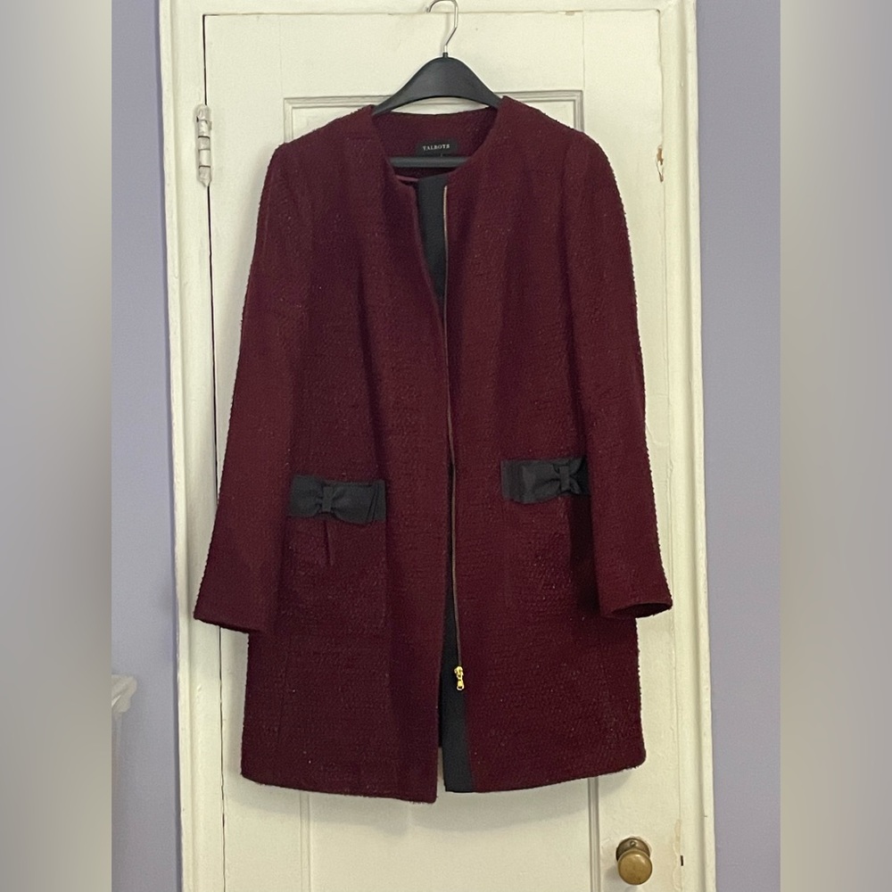 “ Marvelous” Holiday Coat!
